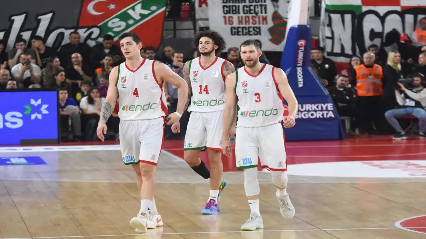 Karşıyaka, düşme hattından çıkış arayışında Trabzon’a konuk oluyor haberinin görseli