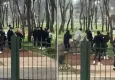 Liseli öğrenciler parkta tekmeli yumruklu kavga etti: Seni mermi manyağı yapacağım!