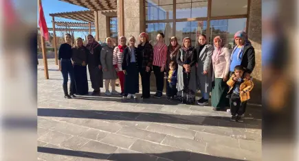 Adıyaman’da Kadın Kooperatifi, Gelirlerini Depremzede Kadınlara Aktarıyor