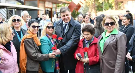 İzmirli başkanlardan 8 Mart mesajı: Kadın varsa umut var