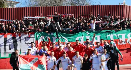 Karşıyaka 10 kişiyle Uşak’ı devirdi