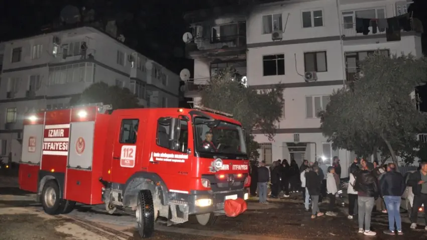 İzmir haber: Annesini hastaneye götüren kişinin evinde çıkan yangında hasar oluştu haberinin görseli