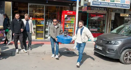 Karşıyaka’da zabıta ekiplerinden işgal denetimi