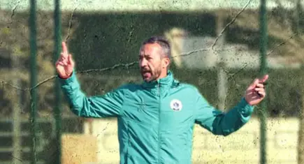 Menemen FK ve İzmir Çoruhlu FK'da teknik değişim