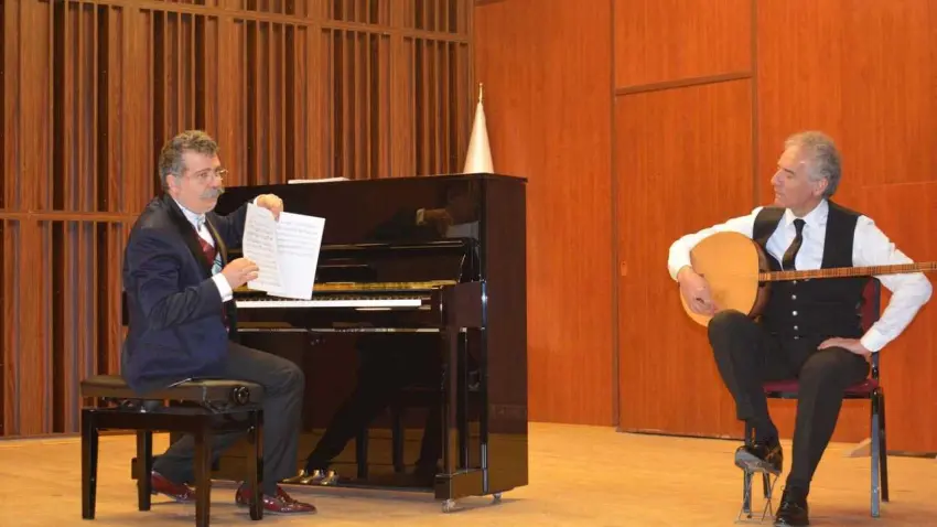 Ege Üniversitesi’nde Türk müziği piyanoda yeniden canlandı haberinin görseli