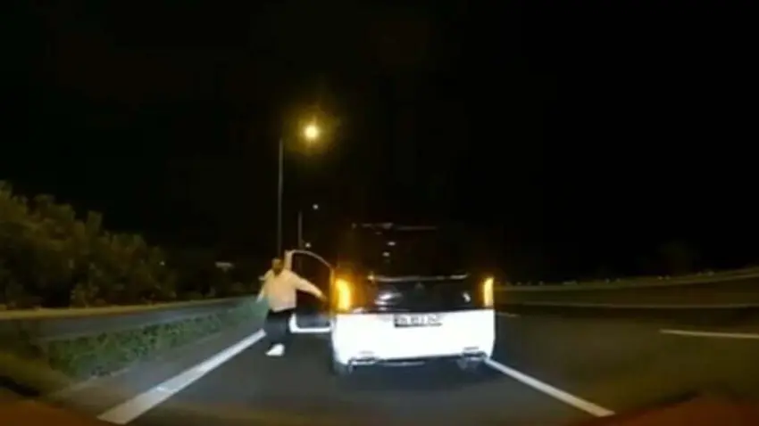 İzmir’de trafik magandasına rekor ceza: Yol kesmenin bedeli 380 bin lira! haberinin görseli