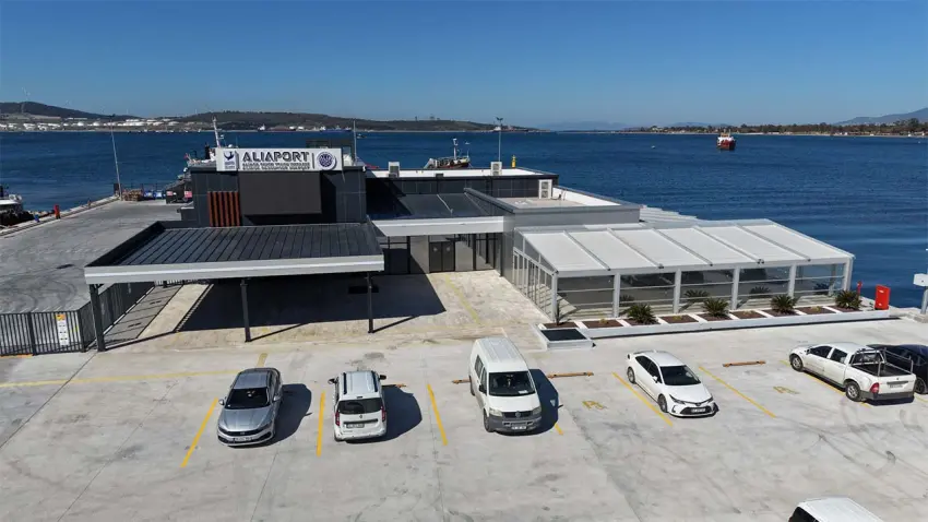 Aliağa’dan Midilli’ye bayrama özel feribot seferleri haberinin görseli