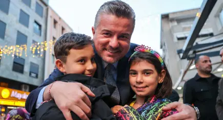 İzmir’in önde gelen isimleri Buca’daki iftar sofrasında buluştu