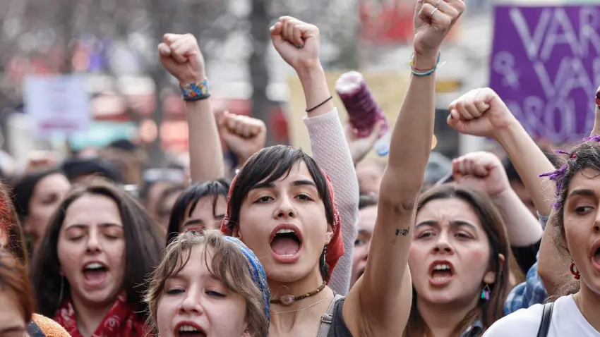 Kadınlardan mesaj: 6284 uygulanacak, kadınlar yaşayacak haberinin görseli