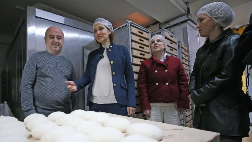 Karşıyaka’da fırınlara sıkı denetim haberinin görseli