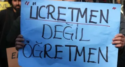 Sendikadan ücretli öğretmenlerin promosyon dışı bırakılmasına tepki