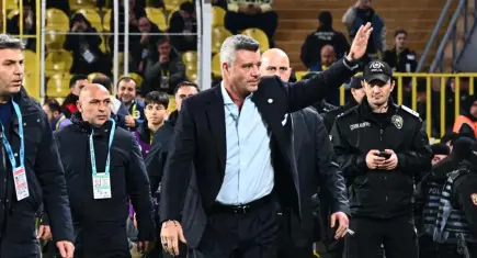 Fenerbahçe yönetimi acil olarak toplandı