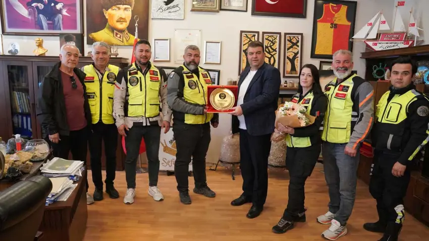 Seferihisar’da RİEDER Kulübü’nden Başkan Yetişkin’e teşekkür ziyareti haberinin görseli