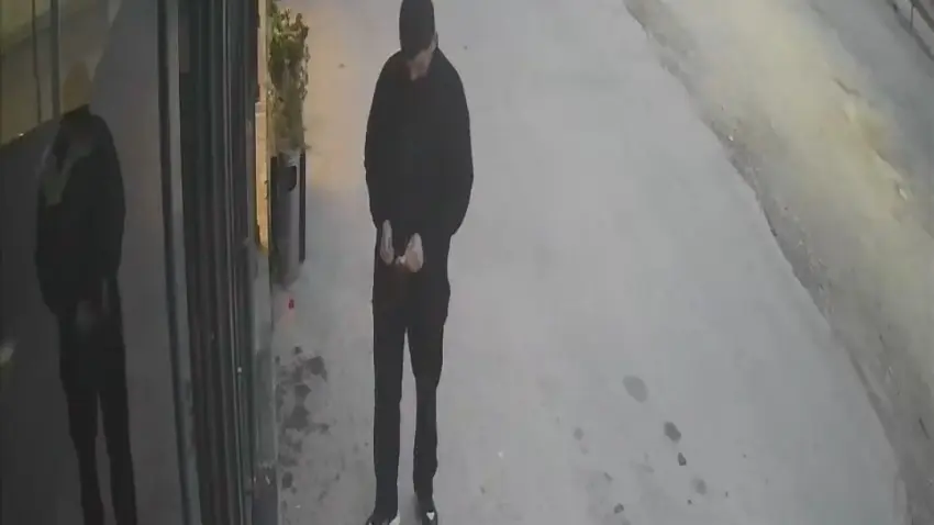 Bursa’da pizza zincirine ait 2 şube, eski bir çalışanı tarafından kundaklandı haberinin görseli