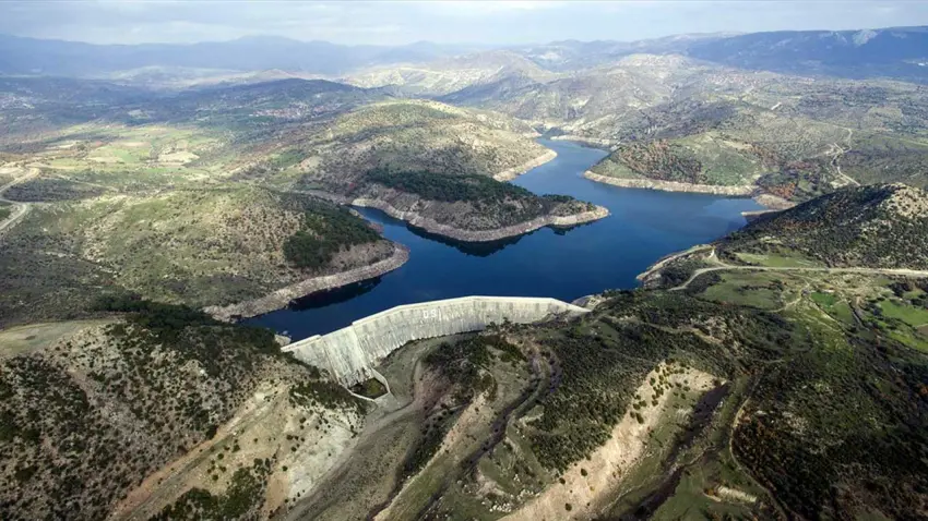 DSİ’den İzmir’e 23 yılda 80,2 milyar liralık su yatırımı haberinin görseli