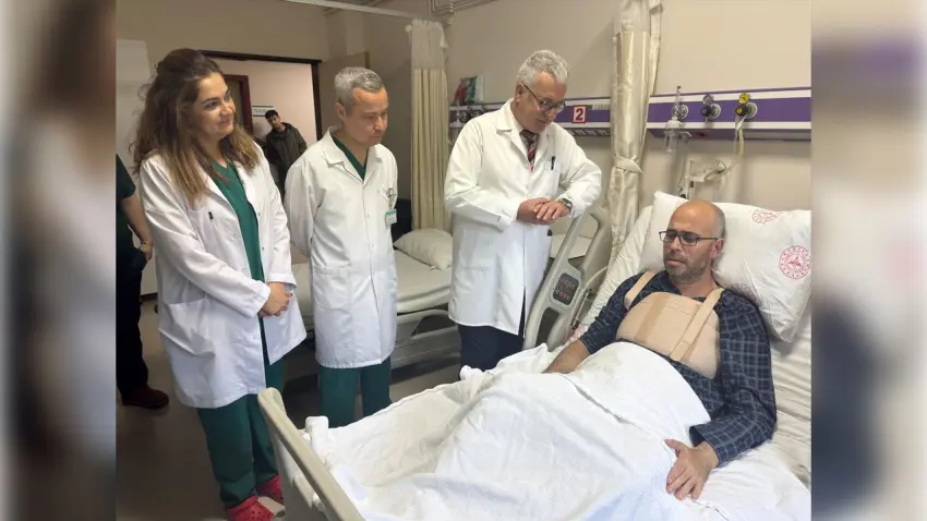 İzmir’de 11 Saatlik Kritik Operasyonla Sağlığına Kavuştu