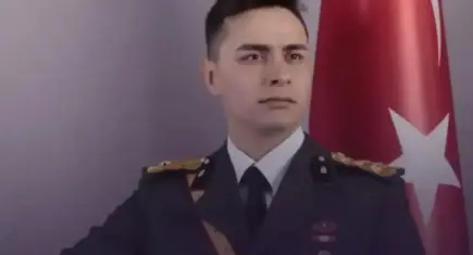 TSK’dan ihraç edilmişti: Mahkeme kararı iptal etti, Teğmen Deniz Demirtaş göreve başladı