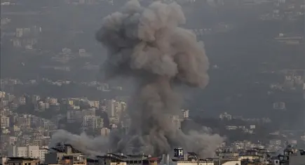 İsrail’den Lübnan’ın güneyine yoğun hava ve topçu saldırıları