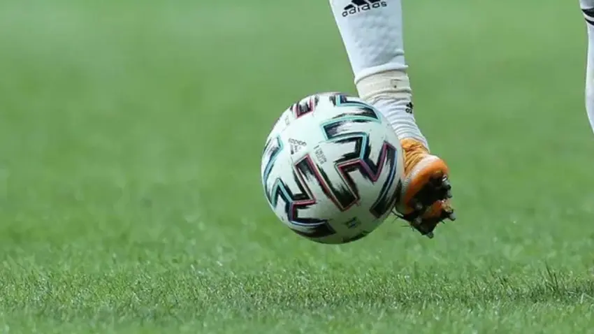 İzmir’de Flag Futbol rüzgarı: Şampiyonluk yolunda ilk etap tamamlandı