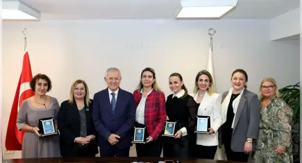 İZSİAD’da Kadın Girişimcilerin Başarı Hikayeleri ve Toplumsal Rolü Masaya Yatırıldı