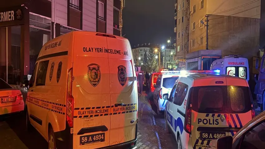 Baba ve ağabeyini tabancayla öldürüp babaannesini yaralayan şüpheli tutuklandı