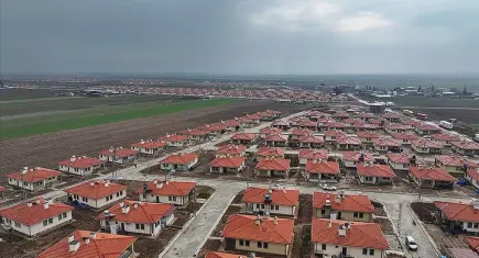 Bakan Kurum'dan Hatay'daki Türkiye'nin ilk kırsal uydu kentine ilişkin paylaşım