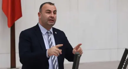 CHP’li Arslan’dan iktidara sert tepki: Uyduracak masalınız kalmayınca çirkinleşiyorsunuz