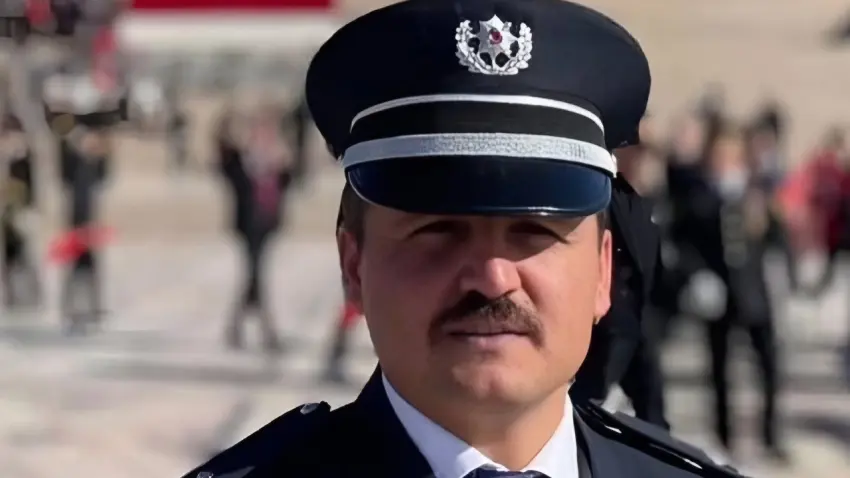 Emniyet amiri Birson Ergene, boş bir arazide aracının içinde ölü bulundu haberinin görseli