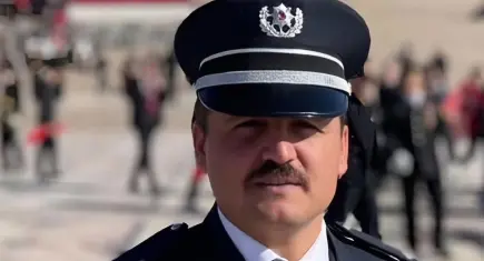 Emniyet amiri Birson Ergene, boş bir arazide aracının içinde ölü bulundu