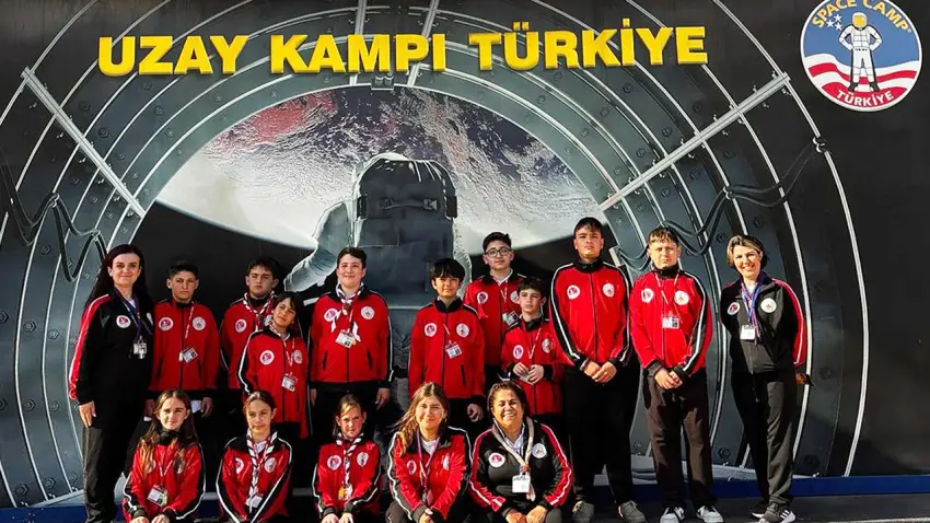 KKTC’li izciler uzay kampında bilimle buluştu haberinin görseli