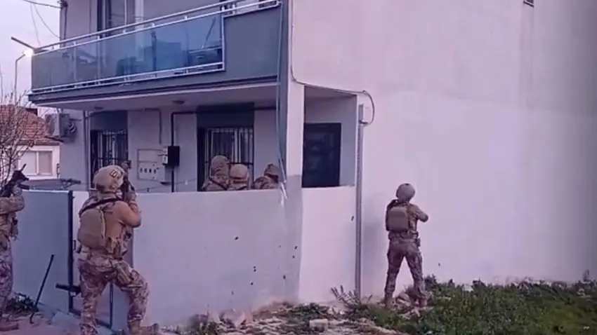 Menemen’de silahlı saldırganlara özel harekatlı baskın: 2 tutuklama haberinin görseli