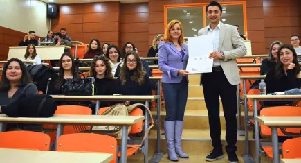 Spor muhabiri Demir’den genç iletişimcilere tavsiyeler