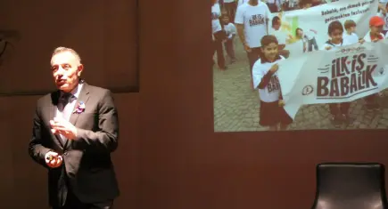 Efes Selçuk’ta babalara yönelik seminer düzenlendi