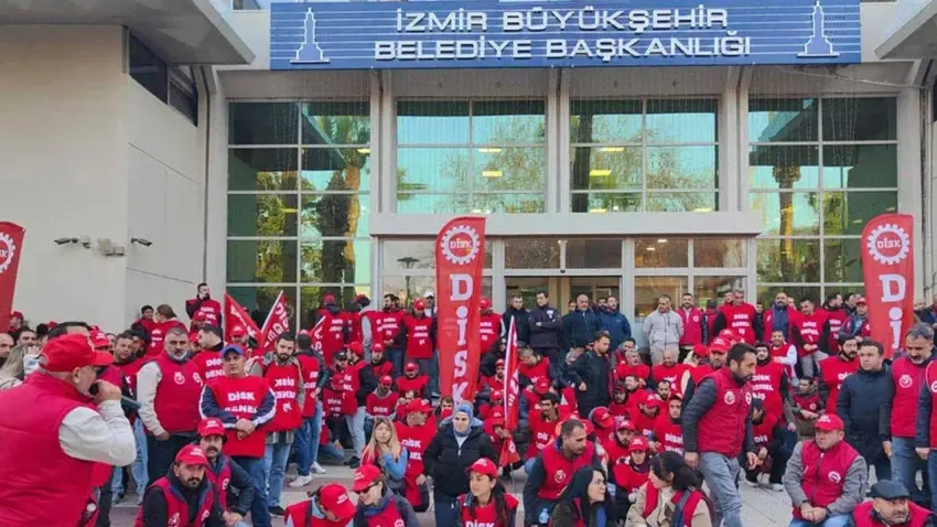 İzmir Büyükşehir işçisine bayram öncesi alacak şoku haberinin görseli