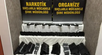 İzmir haber: Helikopter destekli operasyonda 149 tabanca ele geçirildi