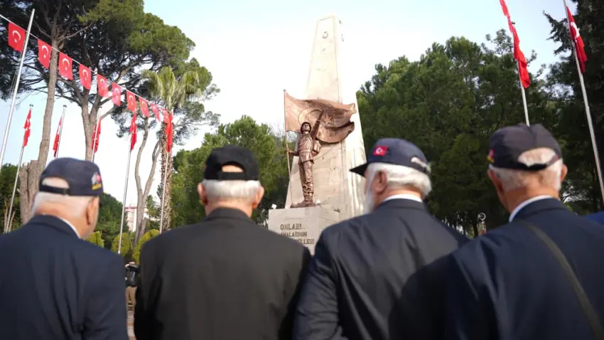 Torbalı’da Çanakkale Zaferi’nin 111. yılı anıldı haberinin görseli