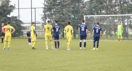 Yarım kalan maçı tamamlamak için 226 kilometre yol gittiler, 30 saniyede kazandılar