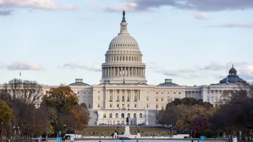 ABD Senatosu 53 oyla Trump'ın İran'a saldırılarını kısıtlayan tasarıyı reddetti haberinin görseli