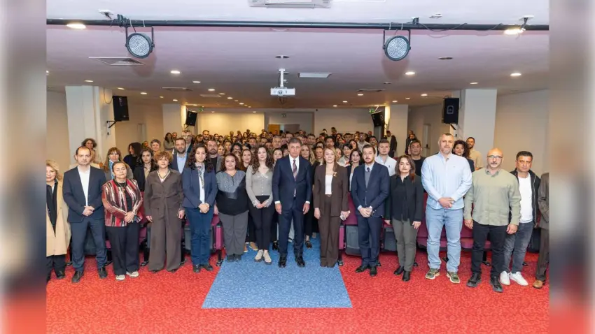 Başkan Tugay’dan bayram öncesi personele moral mesajı haberinin görseli