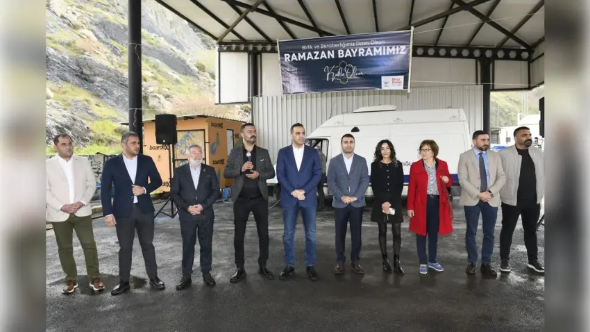 Başkan Yıldız’dan bayram öncesi personel ziyareti haberinin görseli