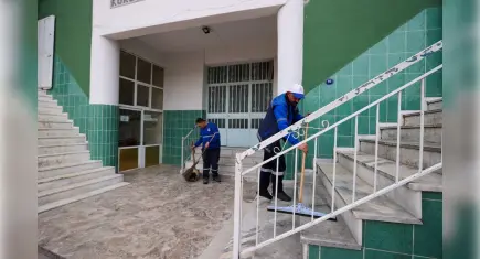 Buca’da bayram öncesi ibadethanelerde temizlik seferberliği