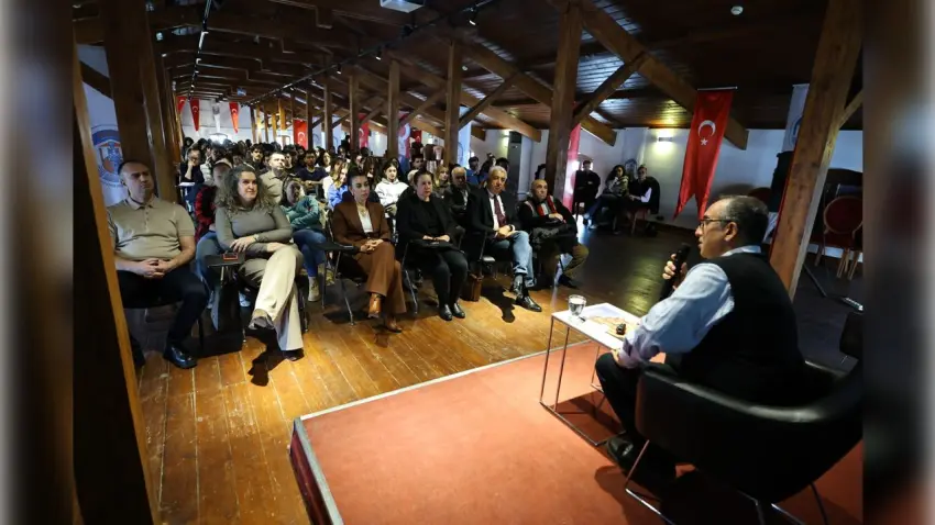 Çanakkale Zaferi’nin 111. yılı Bornova’da anıldı haberinin görseli