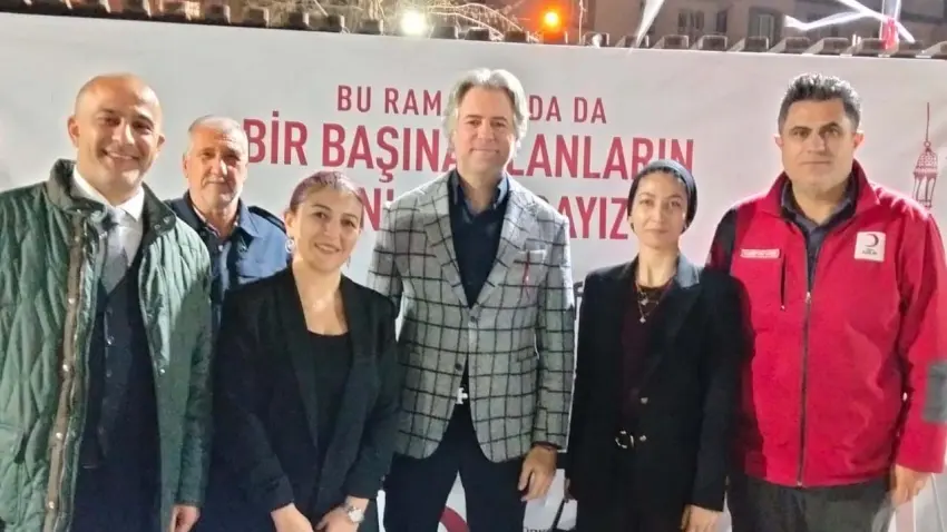 Karabağlar'da anlamlı iftar haberinin görseli