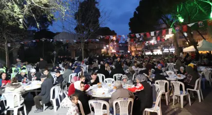 Seferihisar'da Ramazan'ın son iftarı