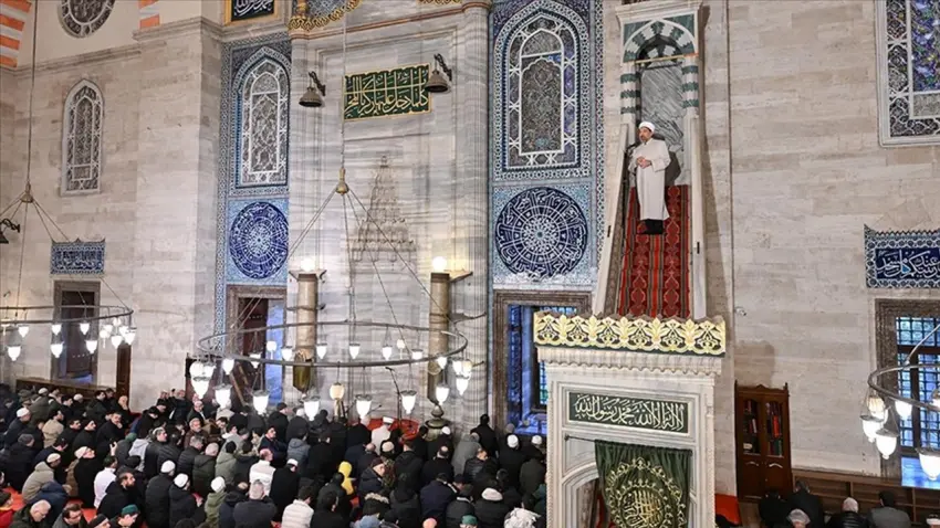Diyanet İşleri Başkanı Arpaguş: Yüreklerin en ağır yükü olan küslüklere bugün son verelim haberinin görseli