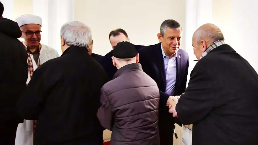 &ouml;zg&uuml;r &ouml;zel