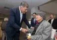 Başkan Tugay'dan huzurevinde bayramlaşma