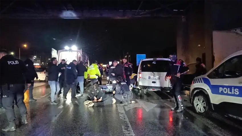 Bursa’da kadın cinayeti: Polislerin gözü önünde katletti haberinin görseli