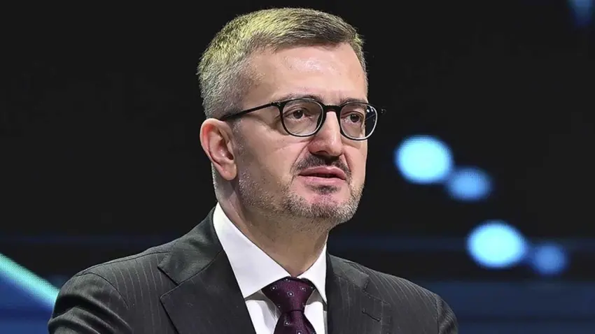 İletişim Başkanı Duran'dan İstanbul'da çöken binada hayatını kaybeden kişi için başsağlığı mesajı haberinin görseli