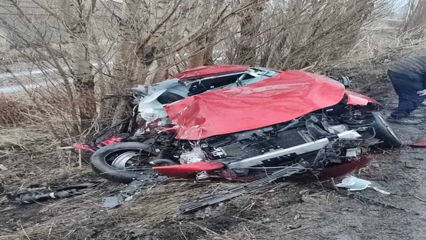 Otomobil, şarampole uçtu: 2 ölü